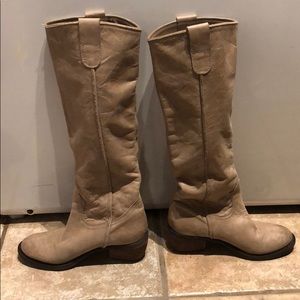 Size 5.5 Gianni Bini boots